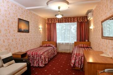 Фото Гостиница Домик у причала г. Ломоносов 2